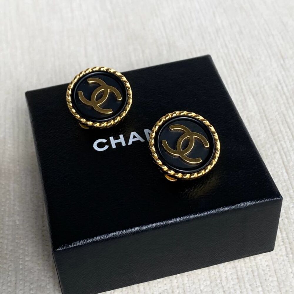Chanel Women Pre-Loved Bag Very Good Condition